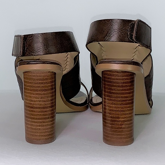 NEW Charles David Brwn Leather Heel Sandal - Picture 3 of 4